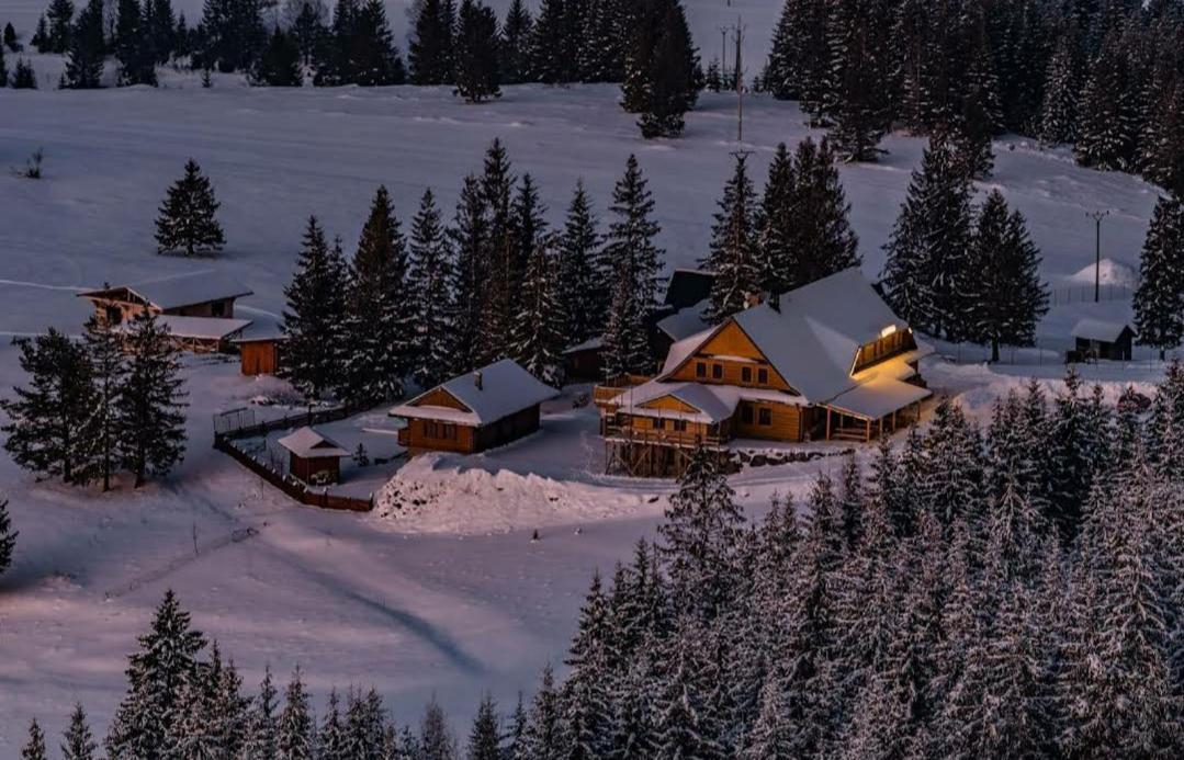 Koliba Holica Hotell Huty Exteriör bild