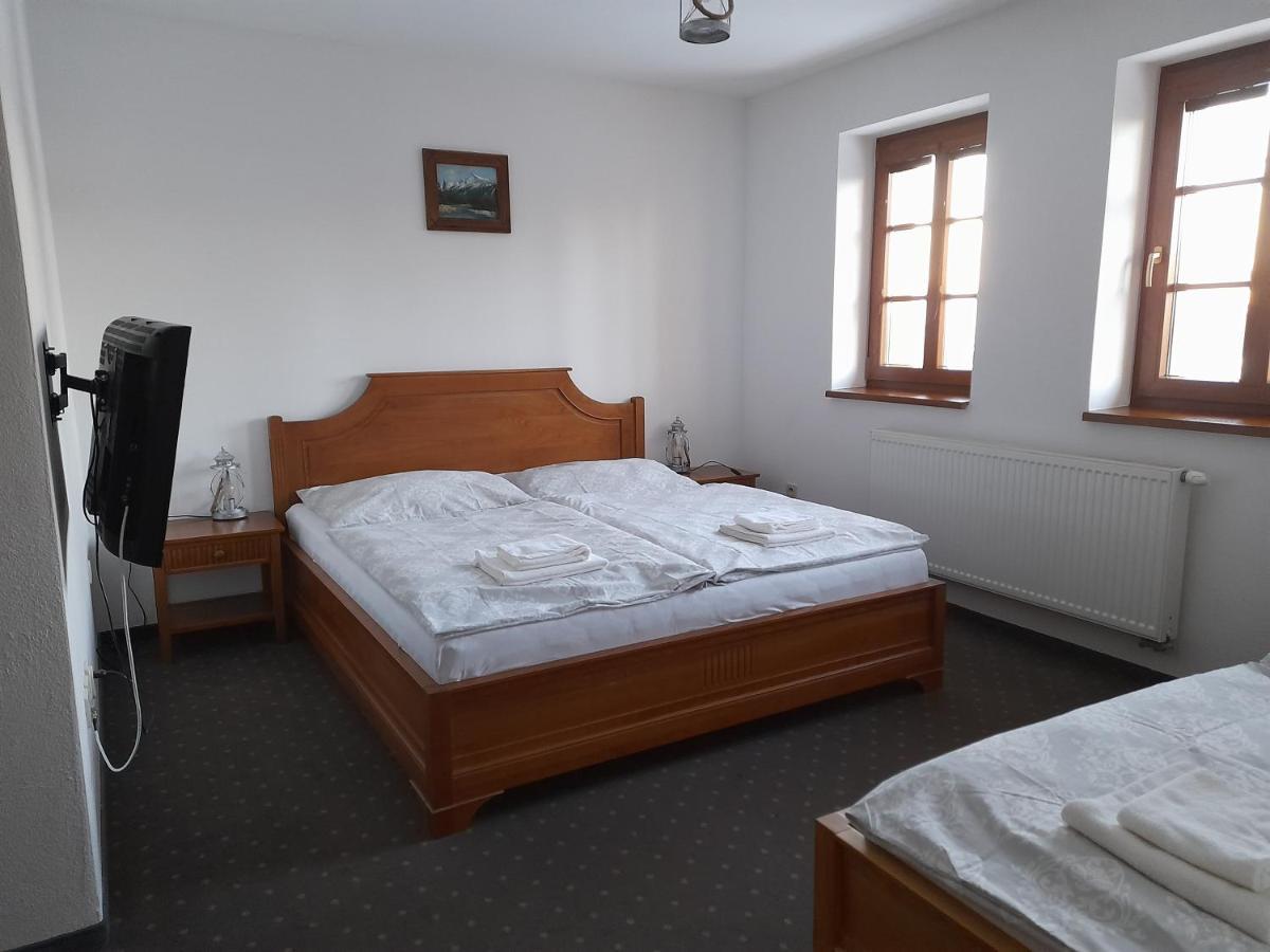 Koliba Holica Hotell Huty Exteriör bild