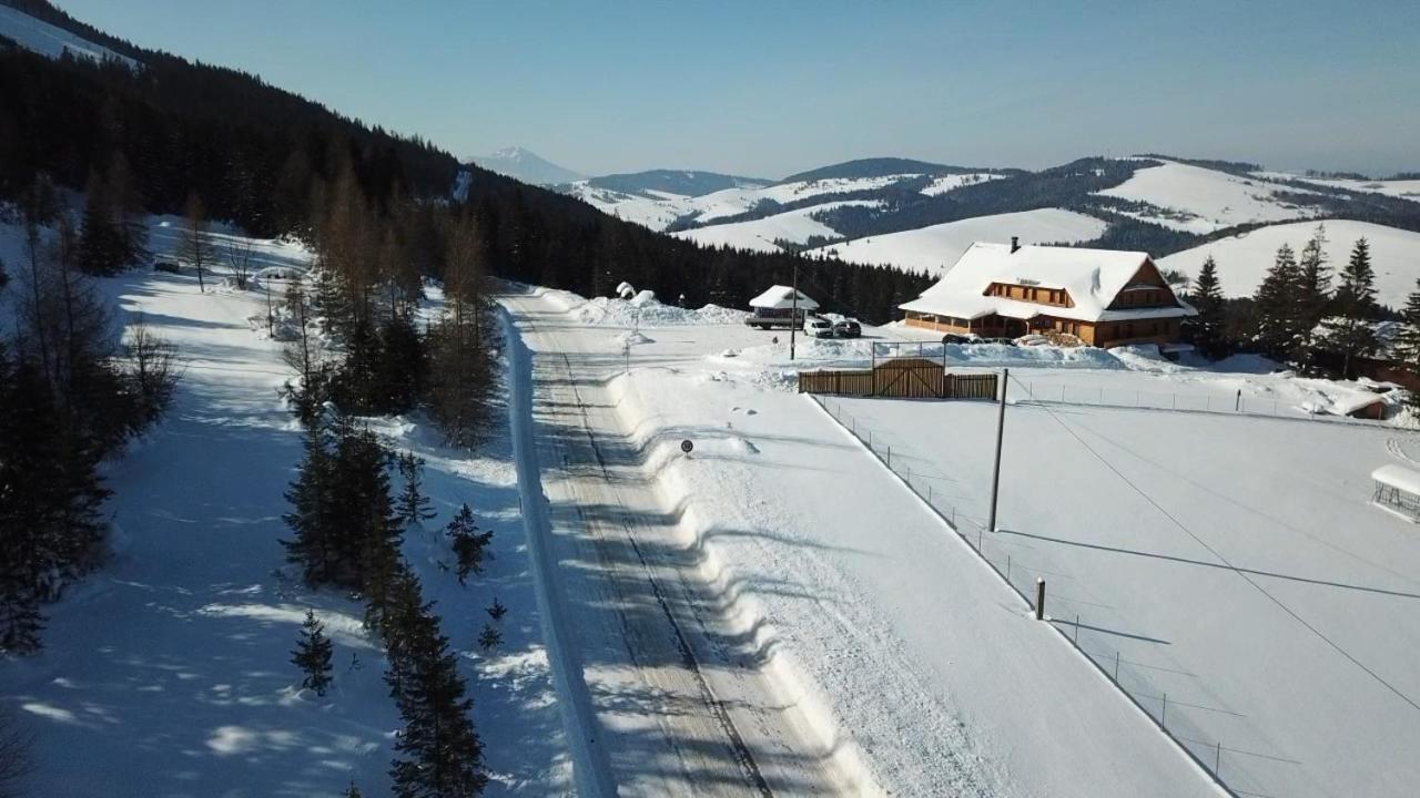 Koliba Holica Hotell Huty Exteriör bild