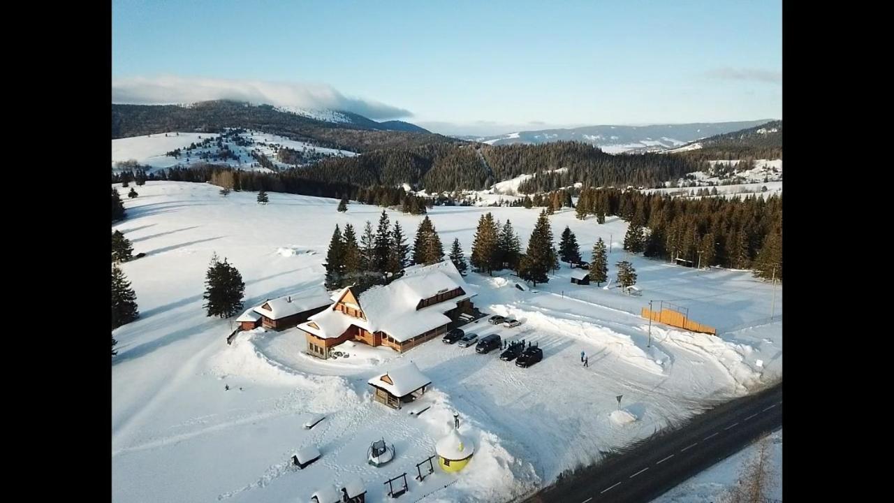 Koliba Holica Hotell Huty Exteriör bild